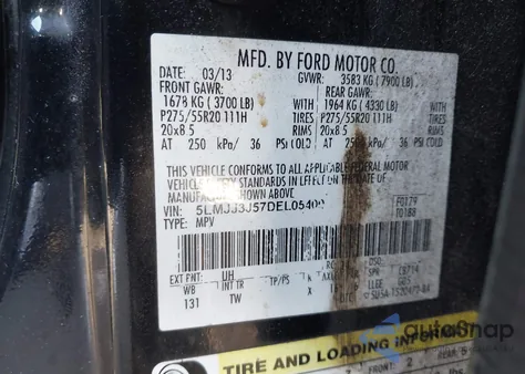 2013 Lincoln Navigator L z USA, uszkodzony, nr VIN 5LMJJ3J57DEL05400